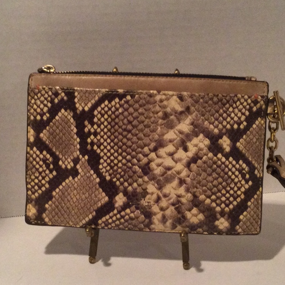 India Hicks wristlet